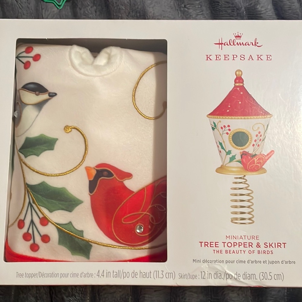 The Beauty of Birds - Hallmark Miniature TREE TOPPER & SKIRT